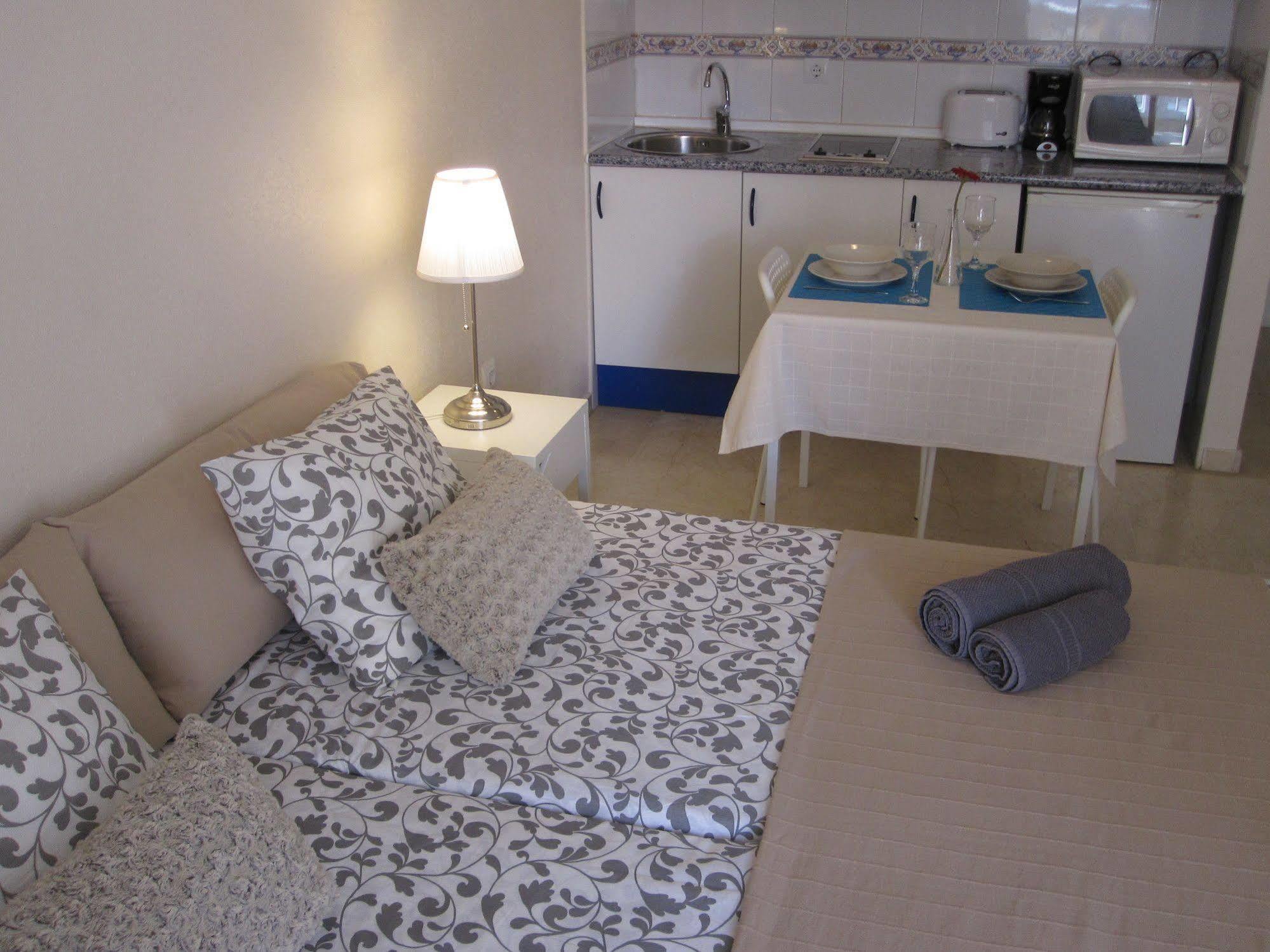 Fan Flat Mariscal Apartment มาลากา ภายนอก รูปภาพ