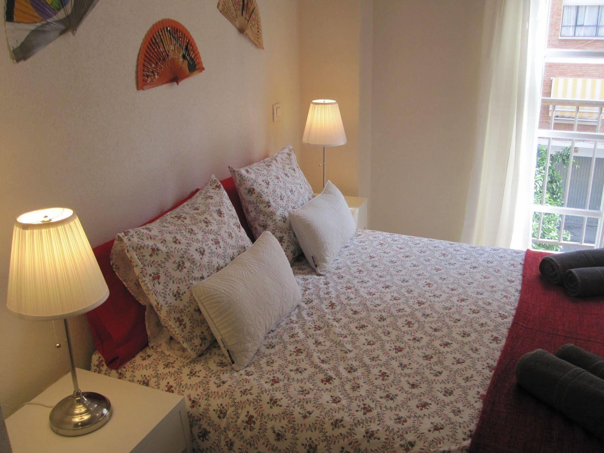 Fan Flat Mariscal Apartment มาลากา ภายนอก รูปภาพ