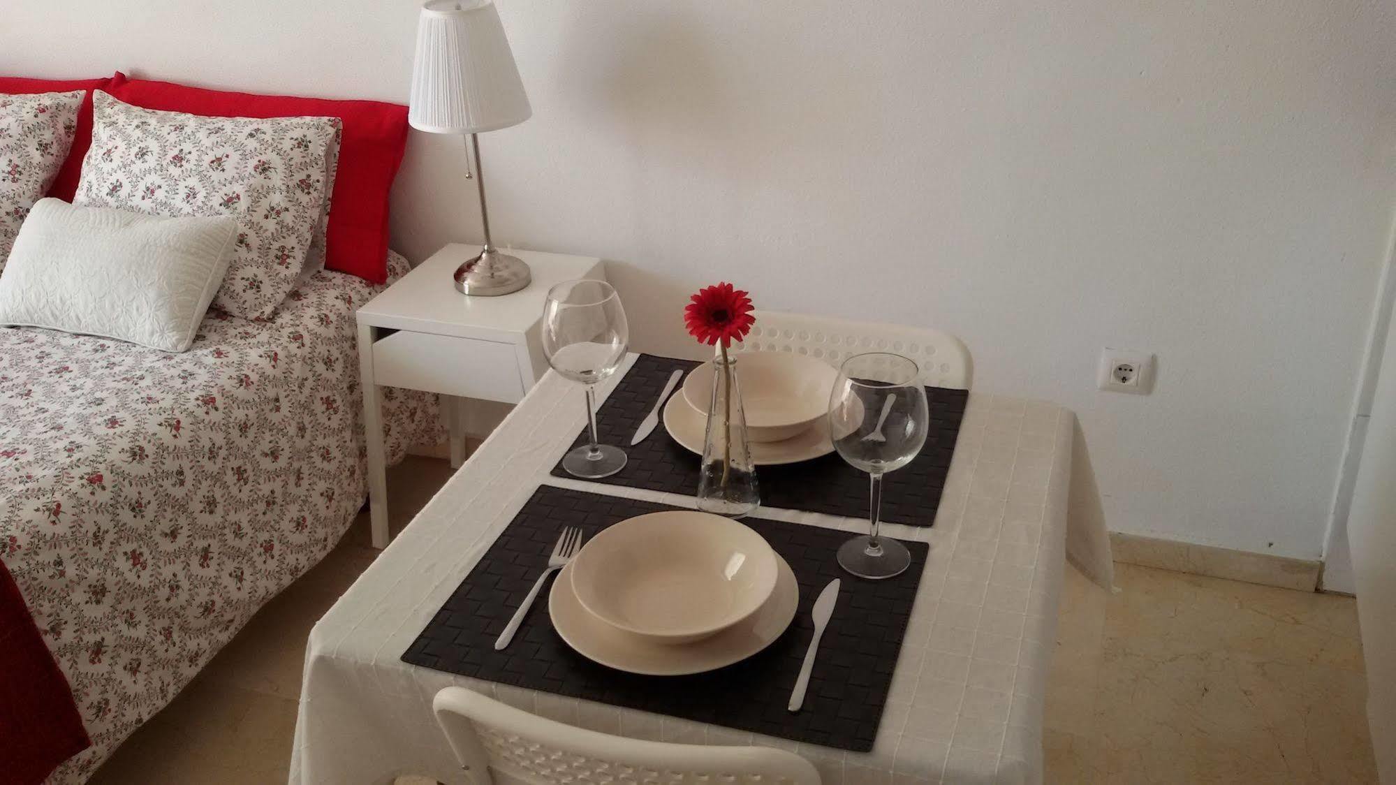 Fan Flat Mariscal Apartment มาลากา ภายนอก รูปภาพ