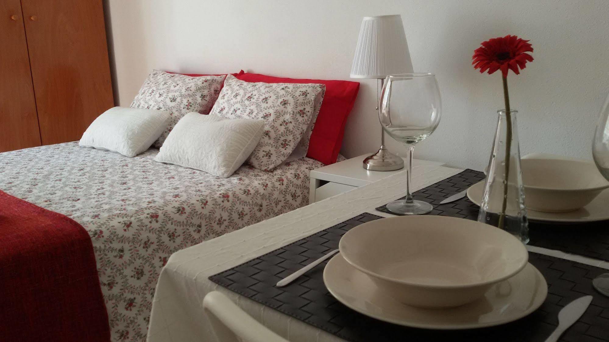 Fan Flat Mariscal Apartment มาลากา ภายนอก รูปภาพ