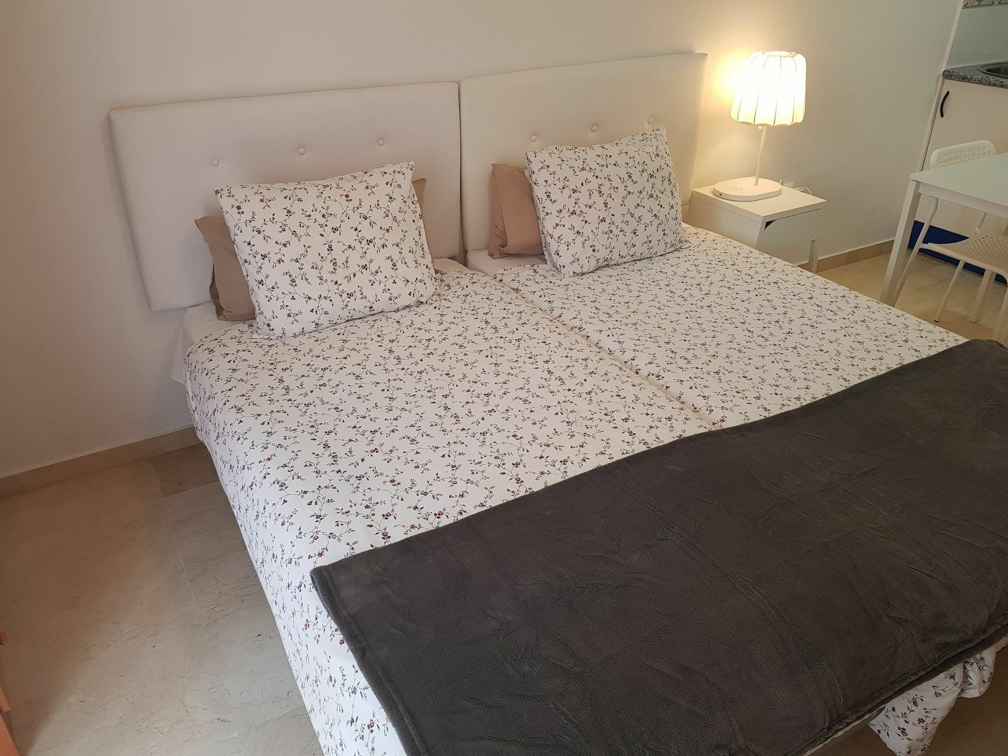 Fan Flat Mariscal Apartment มาลากา ภายนอก รูปภาพ