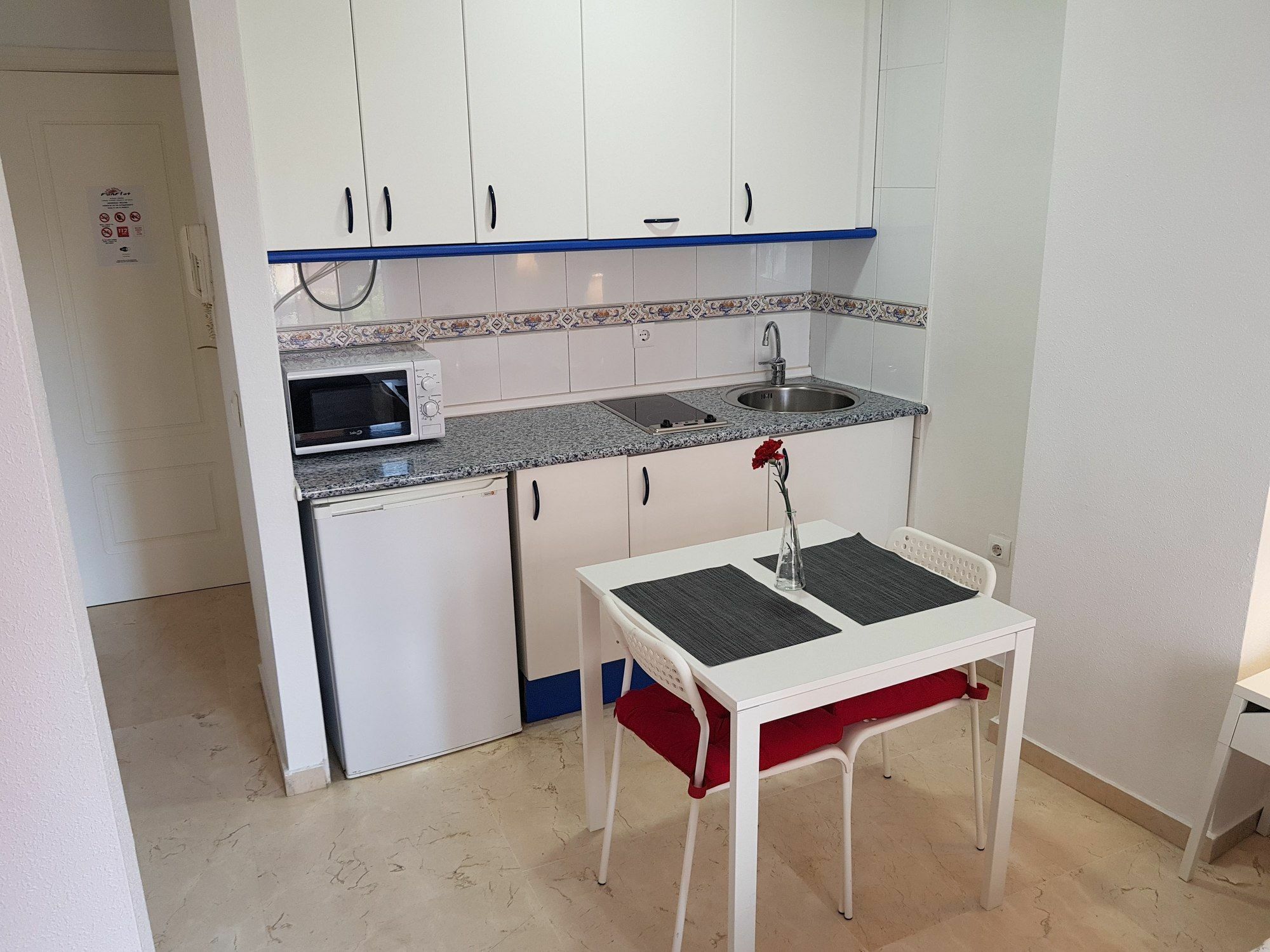 Fan Flat Mariscal Apartment มาลากา ภายนอก รูปภาพ
