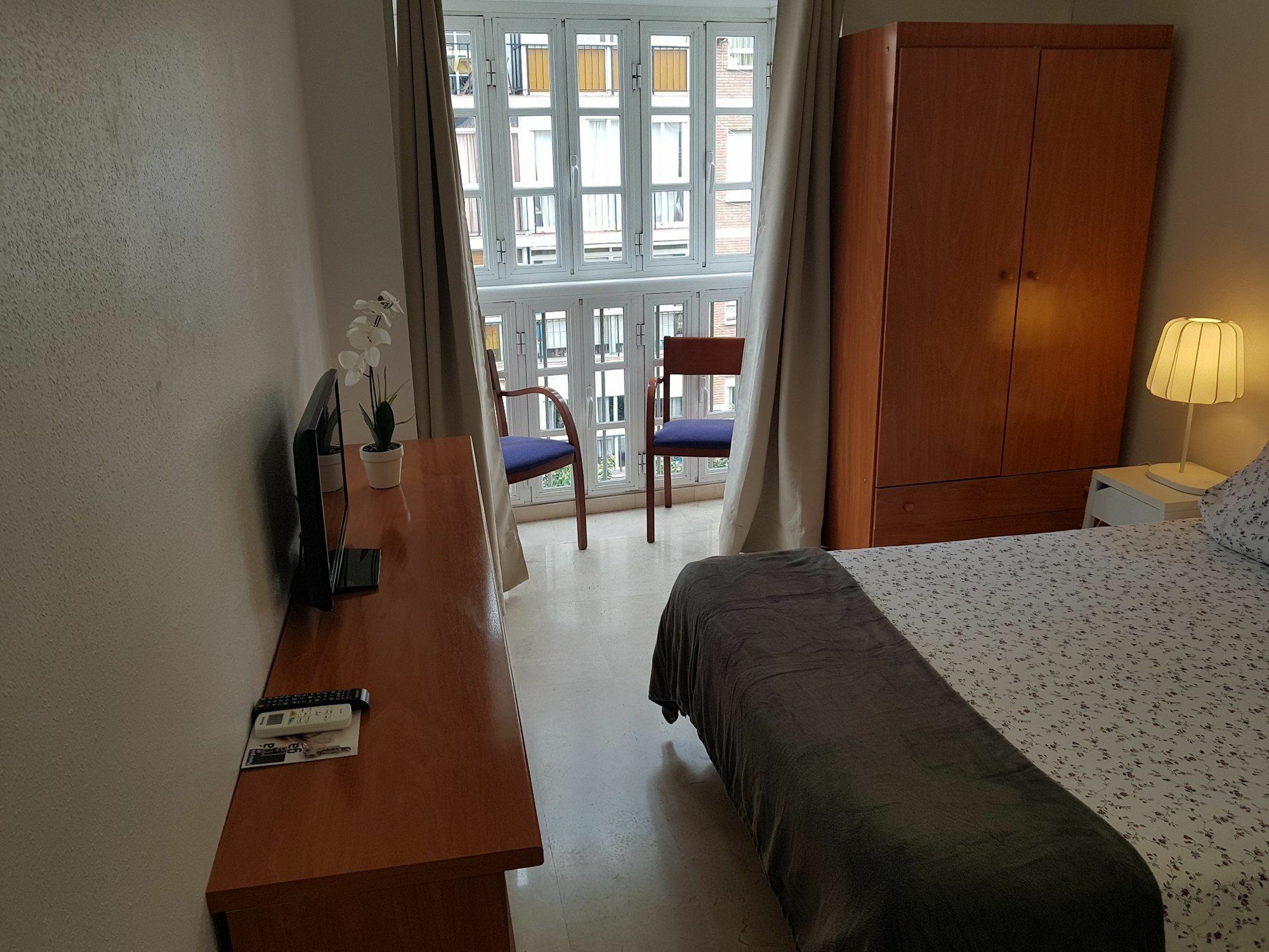 Fan Flat Mariscal Apartment มาลากา ภายนอก รูปภาพ