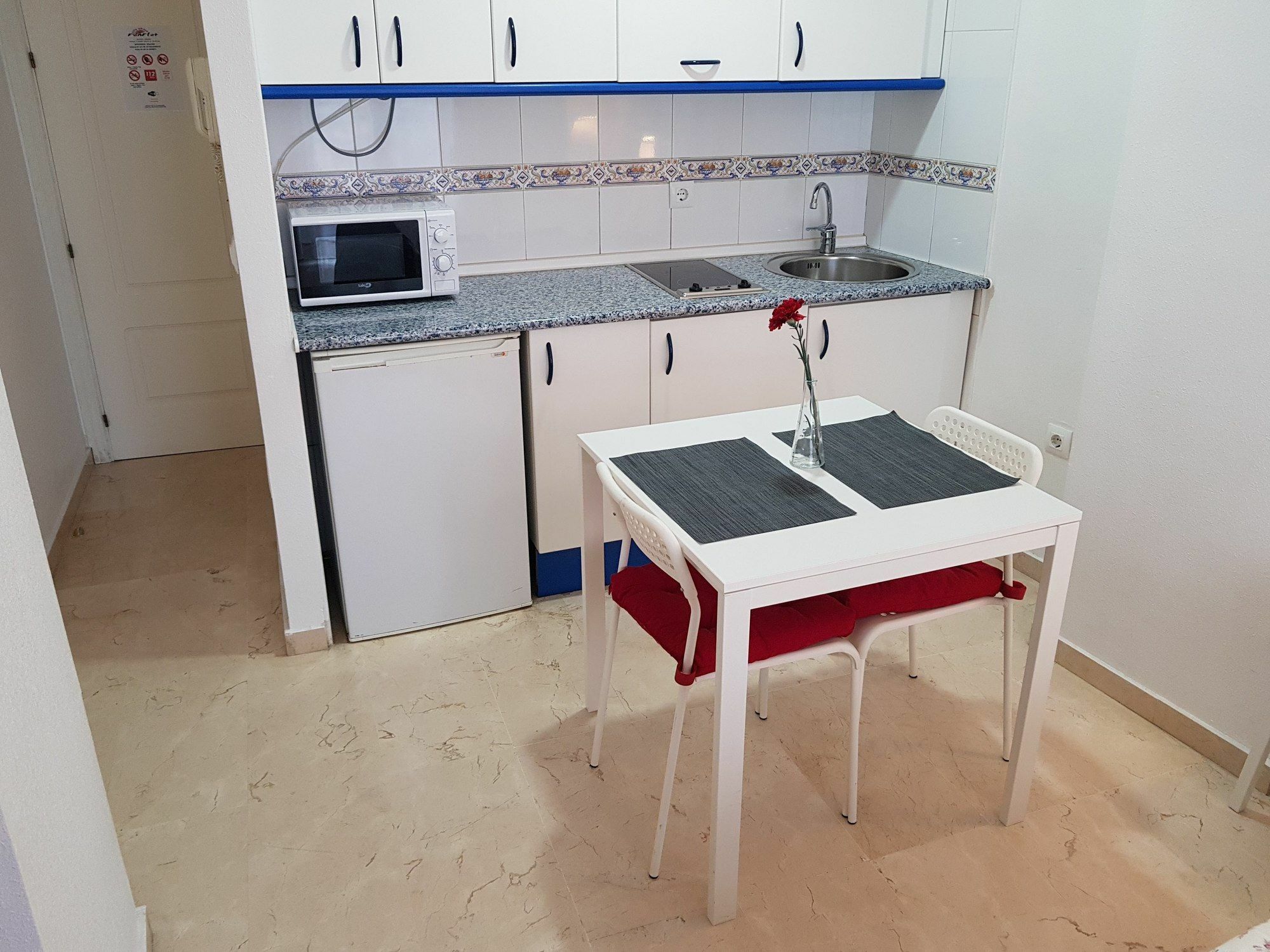 Fan Flat Mariscal Apartment มาลากา ภายนอก รูปภาพ