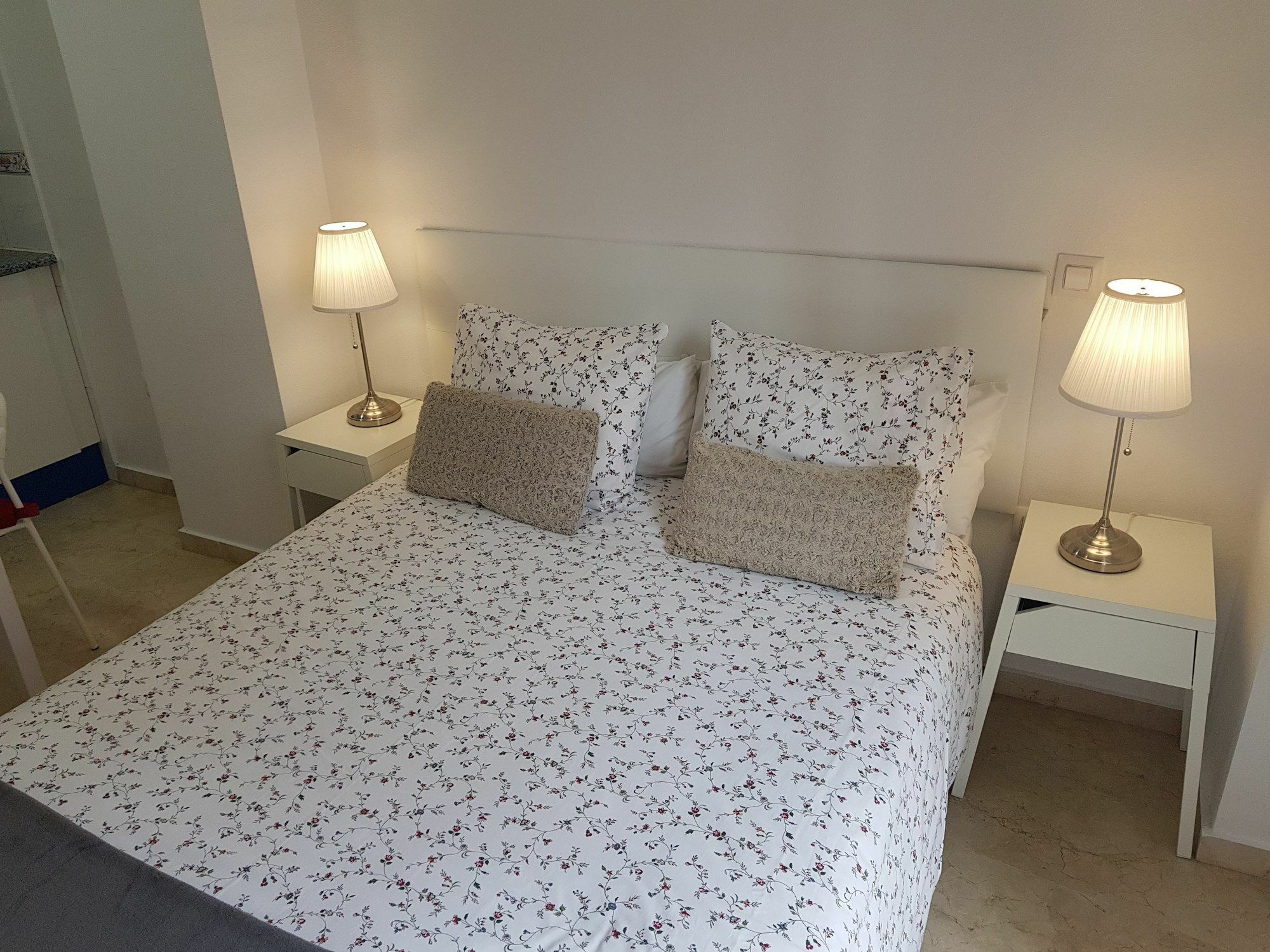 Fan Flat Mariscal Apartment มาลากา ภายนอก รูปภาพ